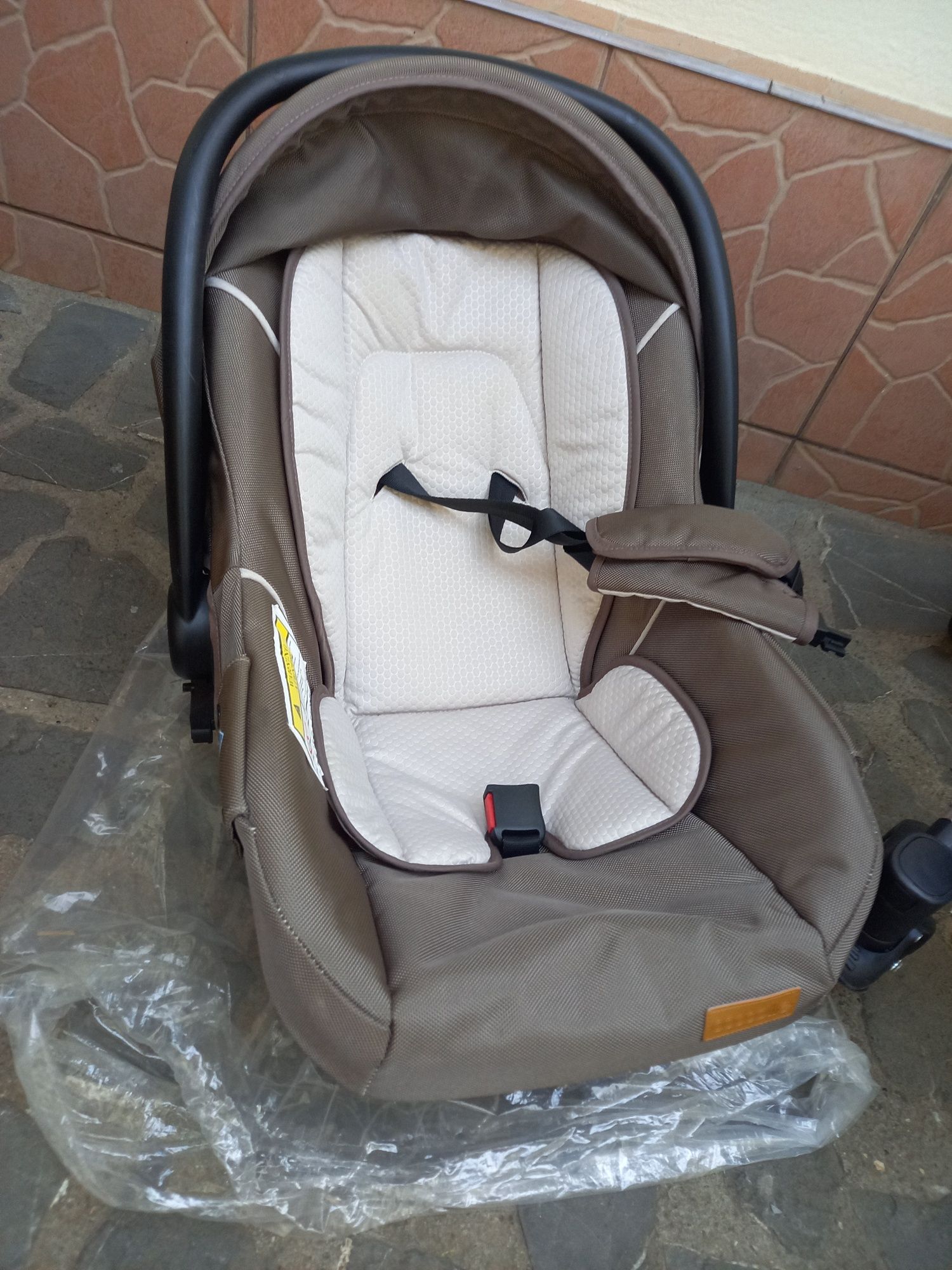 Carucior 3in1  coccole oro, impecabil