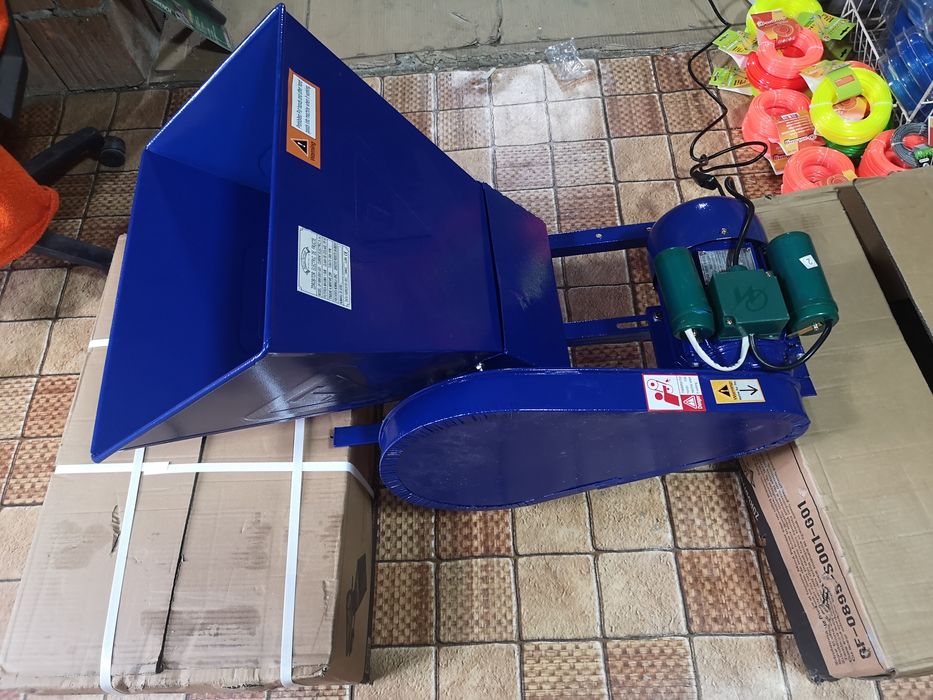 Zdrobitor de fructe cu Tamburi.