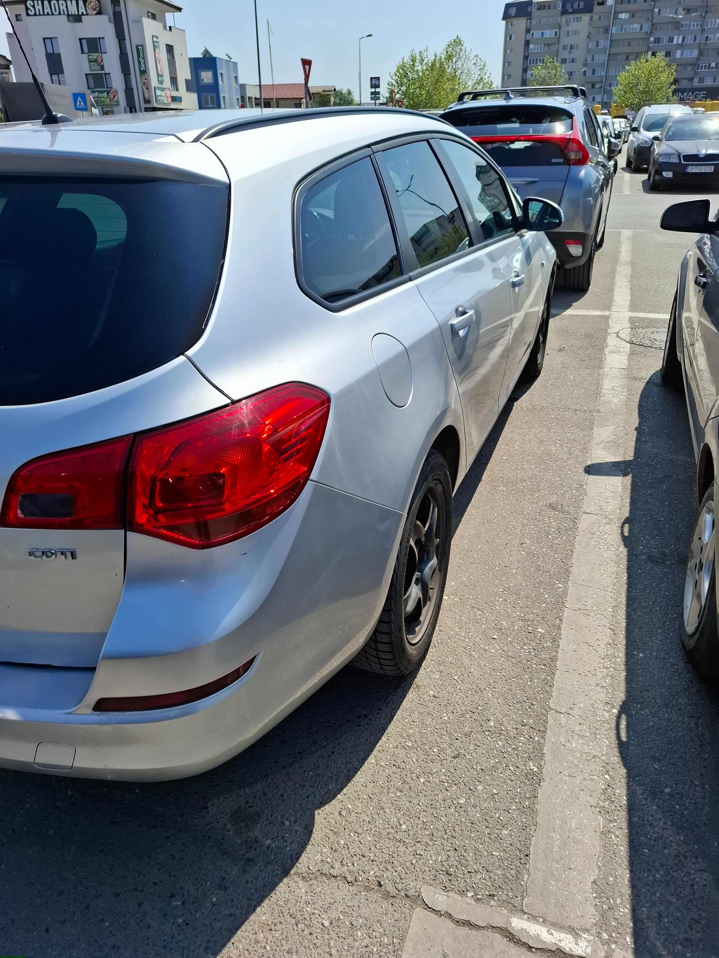 Vand Opel Astra J Sport Tourer 2011