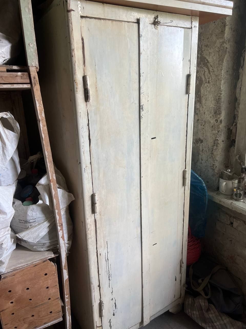 Продам железный сейф