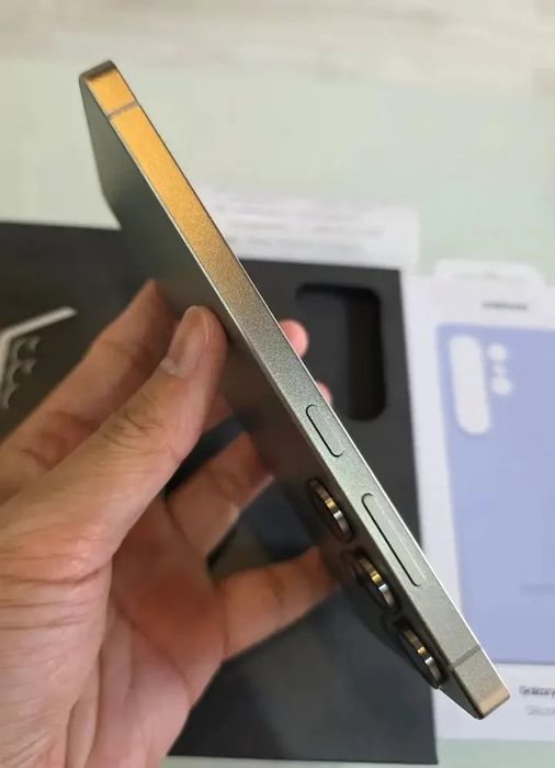 Samsung s25 ultra 12 /256