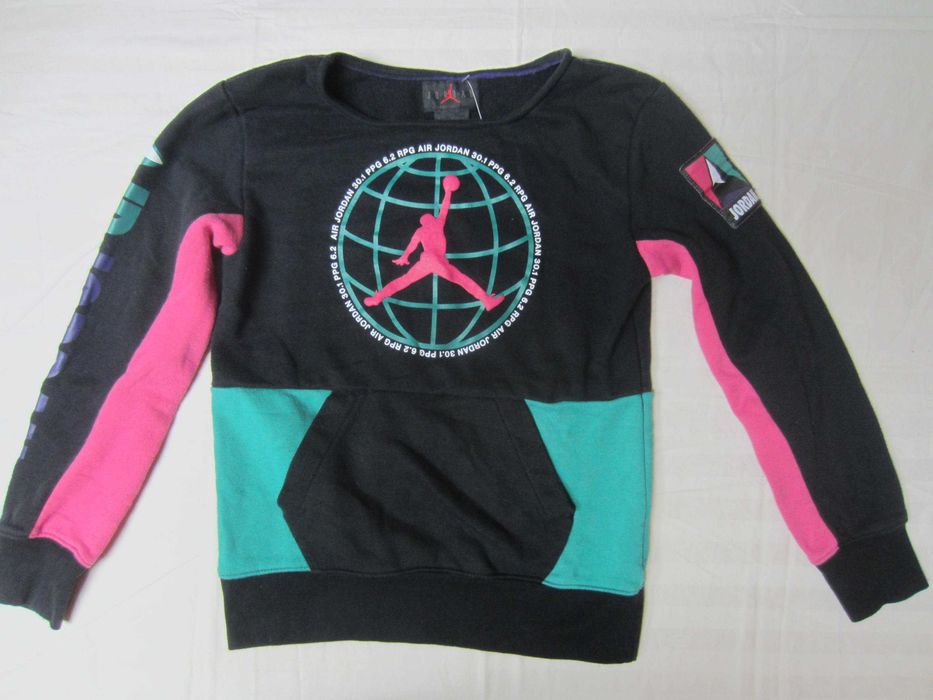 Bluza fleece Jordan,masura M-junior(10-12ani),fara gluga, stare f.buna