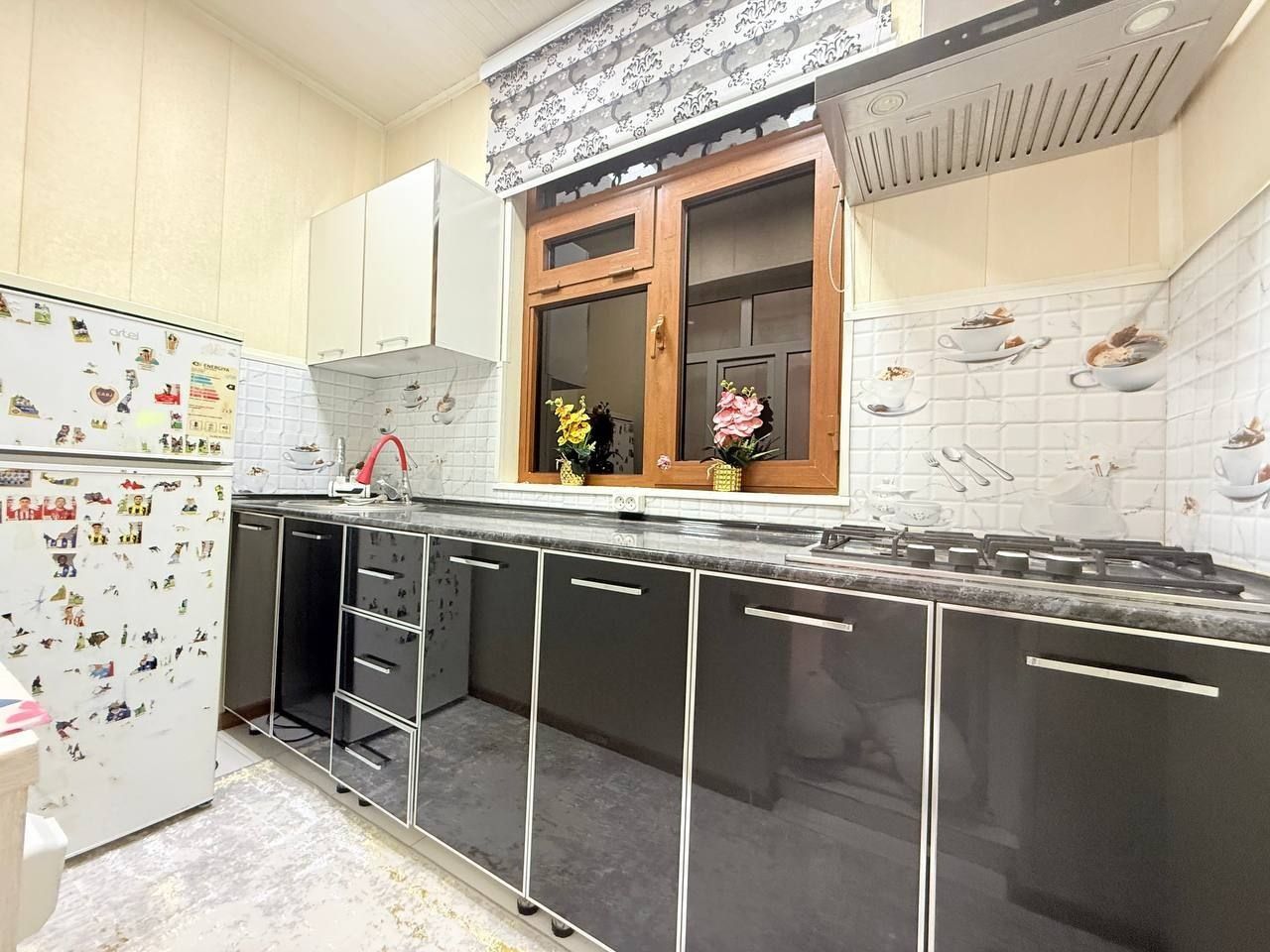#МЕТРО МИРЗО УЛУГБЕК. 2в3/3/4, Чиланзар 6. Продаётся Квартира!