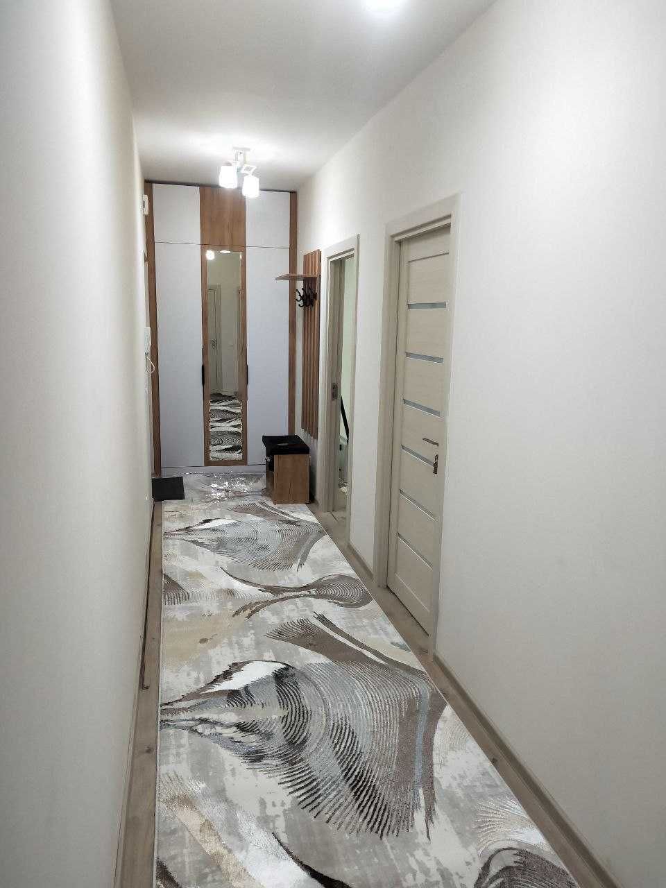 Продается квартира на Алмазарском районе ориентир ЖК Алмазар сити