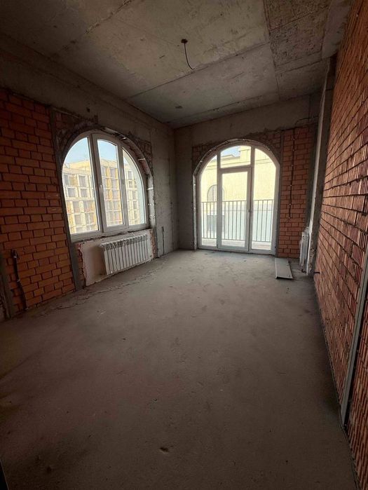 Срочно ЖК NRG Mirzo Ulugbek Сайрам Буз базар 4х комнатная 126м²