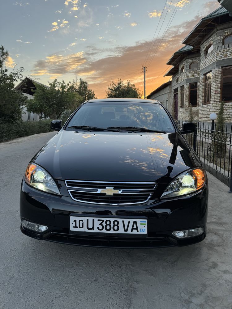 Chevrolet qora jentra 2022yel mexanika toza kraskasi