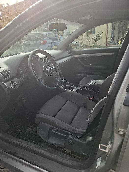 vand audi A4 avant 8E5