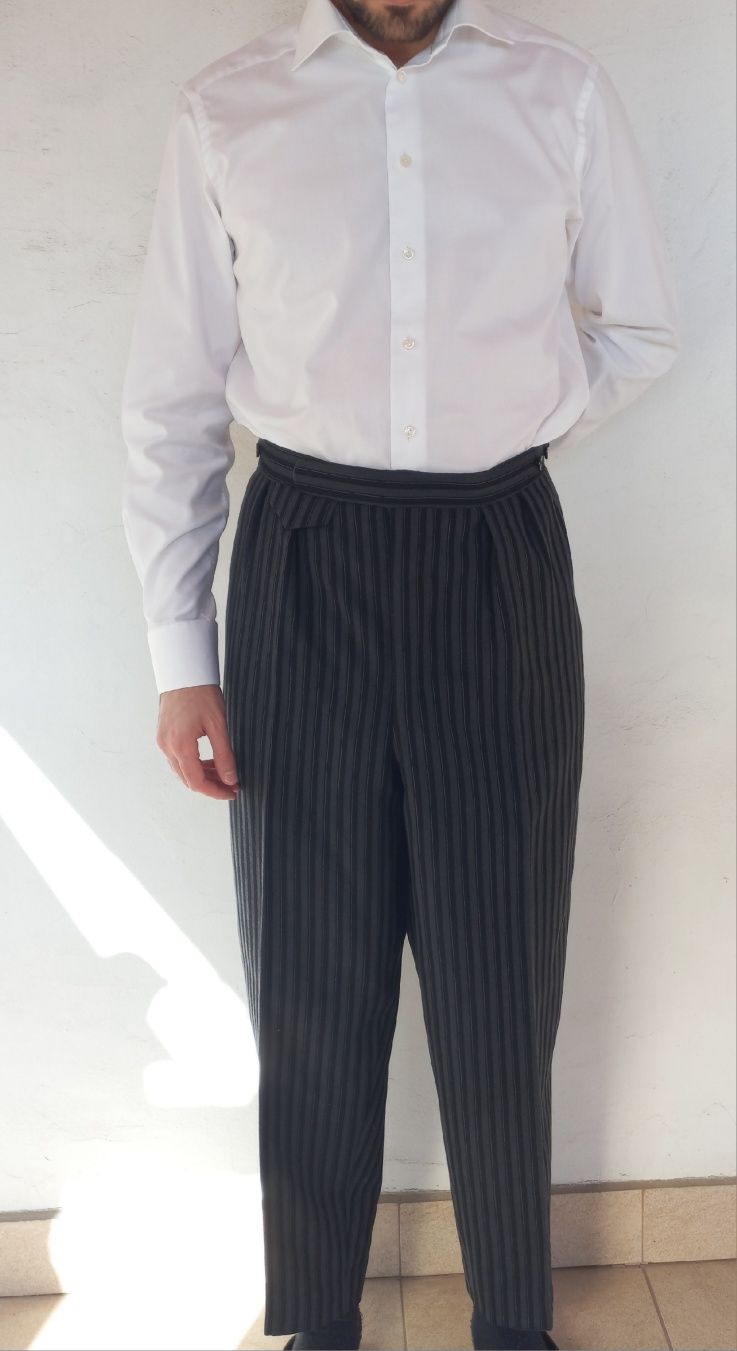 Pantaloni vintage gri cu dungi negre