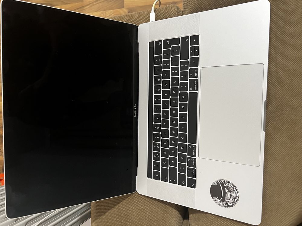 Mac book pro 15 2017