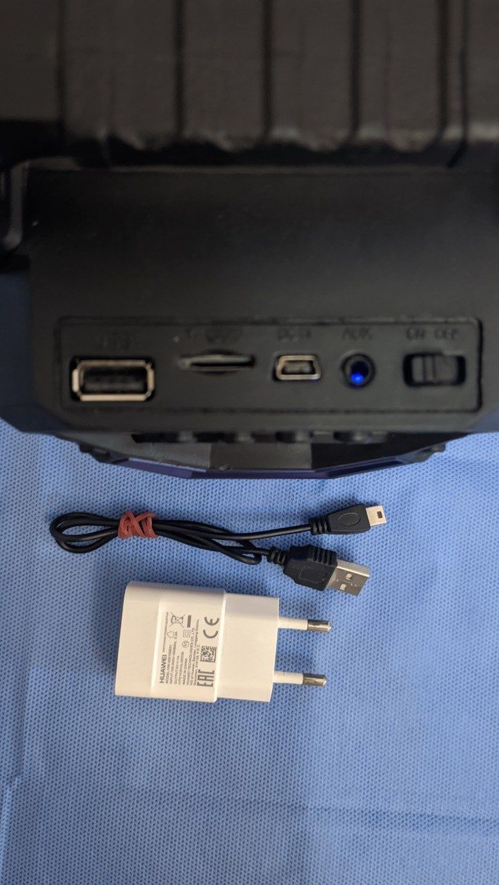 Музыкальный беспроводной проигрыватель, радио, USB, CD Card