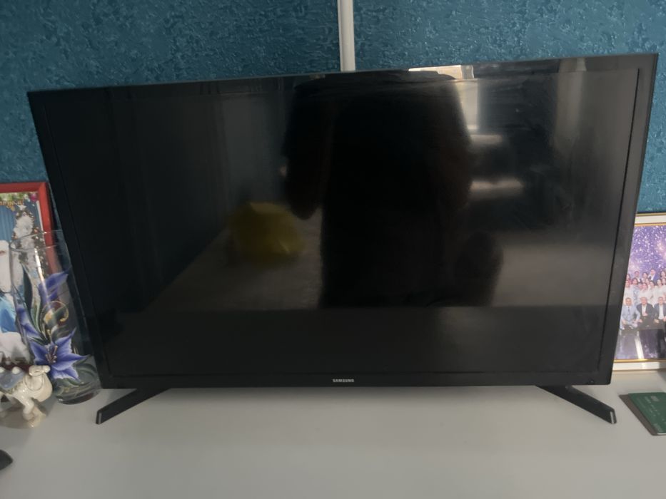 телевизор сатам ,самсунг