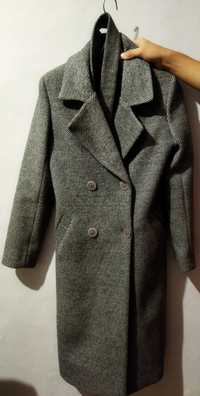 Продам пальто осень-весна размер 42