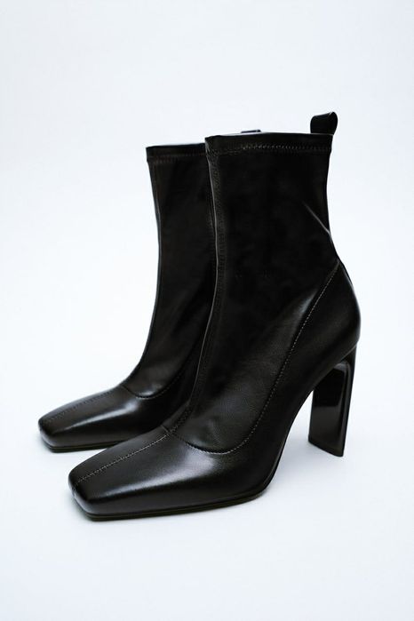 Боти с квадратен ток Зара