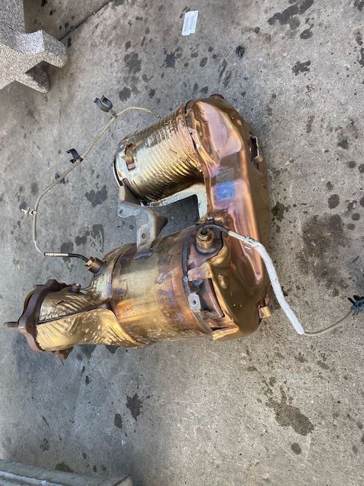 Filtru de particule 20.000KM VOLVO XC60 B4 MILD HYBRID 2021+ 32240728