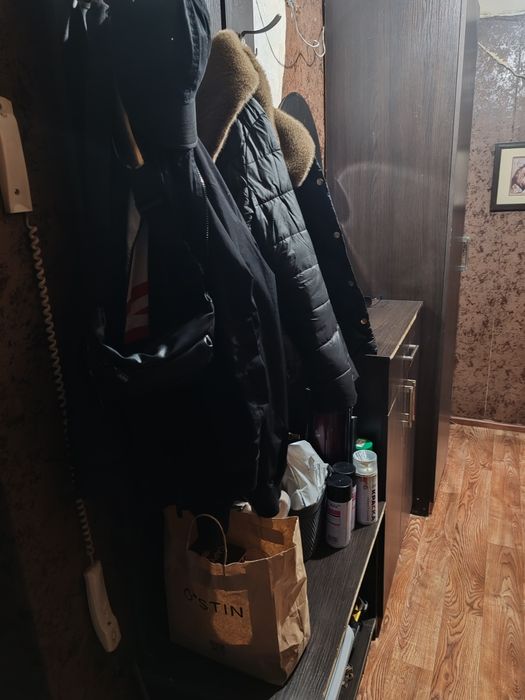 Продам прихожую б/у