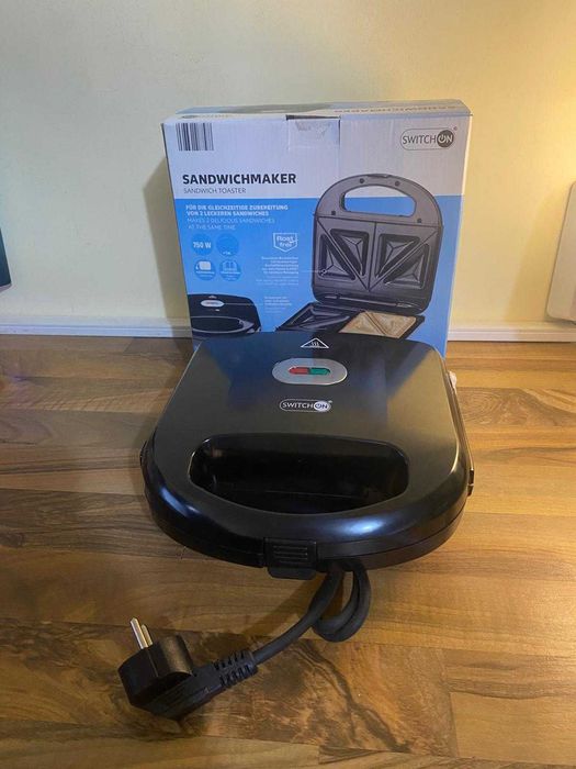 Сандвич машина Switchon – нова, неизползвана, в оригинална опаковка