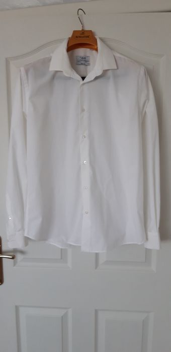 Мъжки костюм .  .