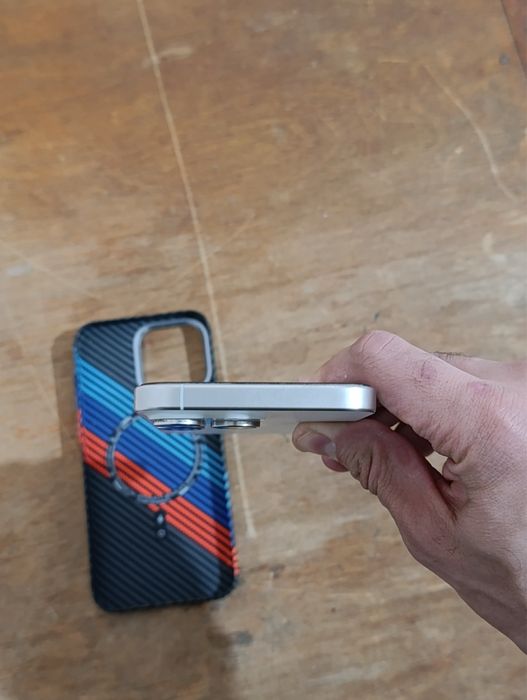 Продаю СРОЧНО iPhone 15 Pro Max 512/dual sim