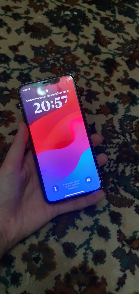 Iphone 11 pro telefoni