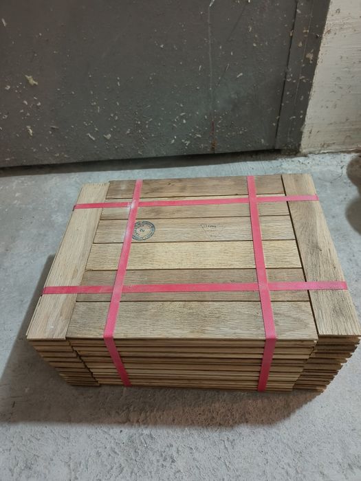 Дъбов паркет ,чисто нов