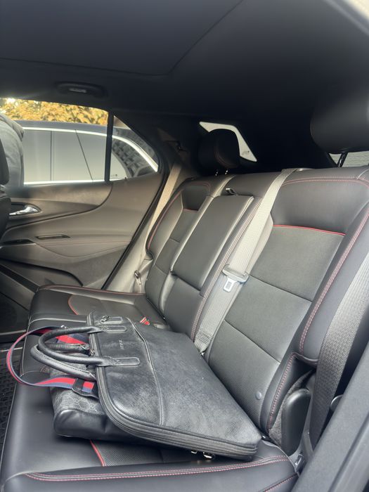 Продается Chevrolet Equinox RS