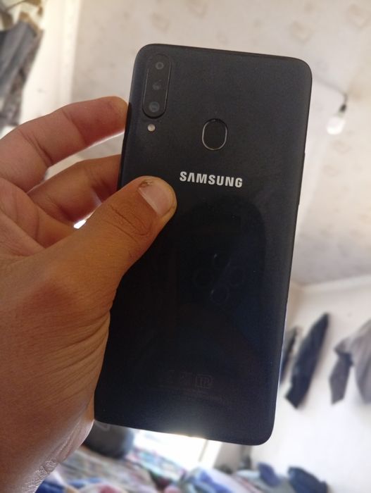 Samsung A20s sostayna xarawo