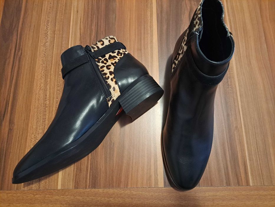 Нови дамски боти размер 36