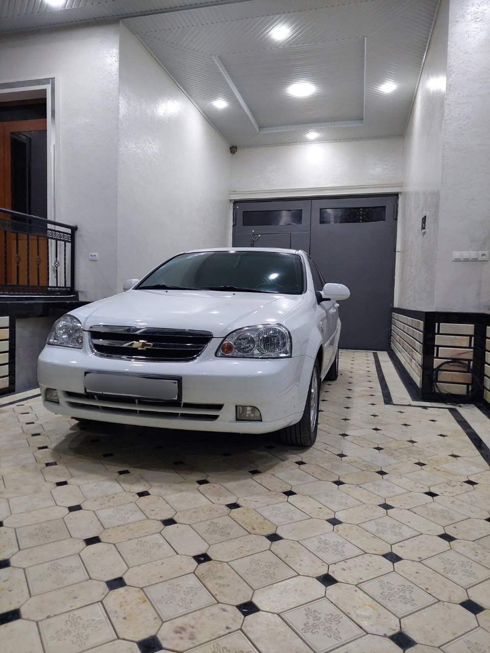 Srochno Chevrolet Lacetti Sotiladi