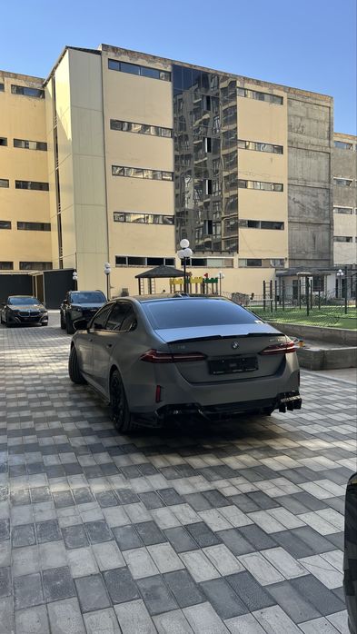 Bmw i5 35 L 22.000$ dop optsiya qoshilgan