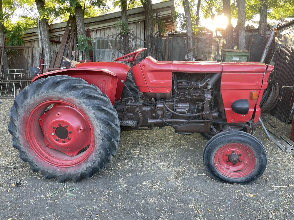 Vand tractor u445