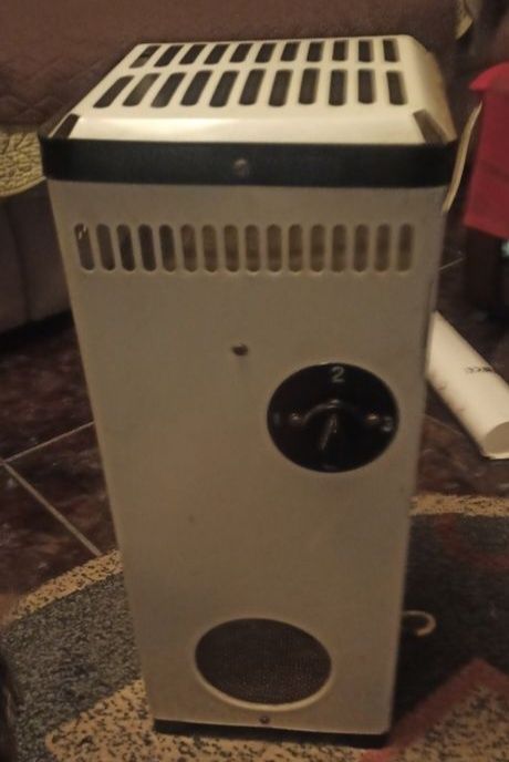 Radiator electric cu ventilator 1977