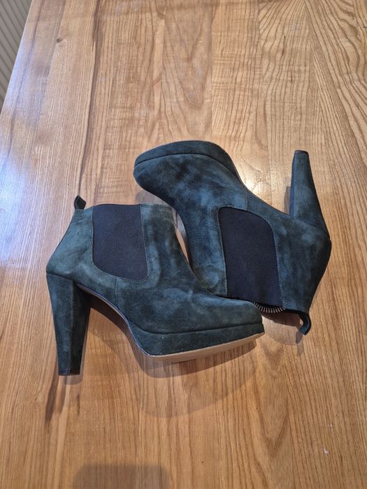 Botine din piele intoarsa Ganni