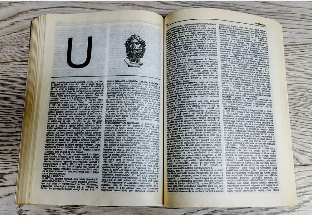 Enciclopedia Antichitatii - Horia C. Matei, 494 pagini, 1996