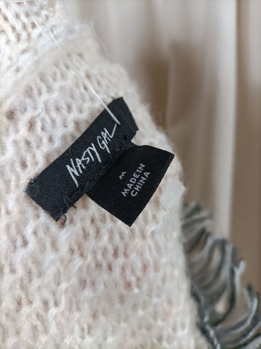 Pulover Nasty Gal