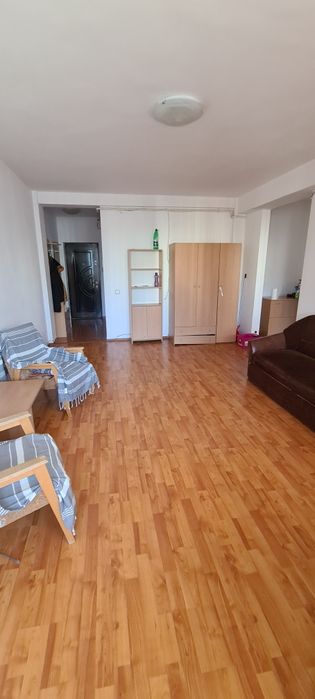 PF înch apart cu o cam, reamenajat,, lângă blocul Spray,