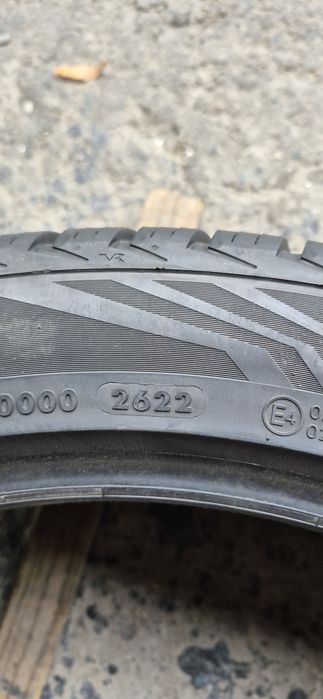 4 anvelope iarna Vredestein 275/40/21,dot 2022.Pretul este pe bucata