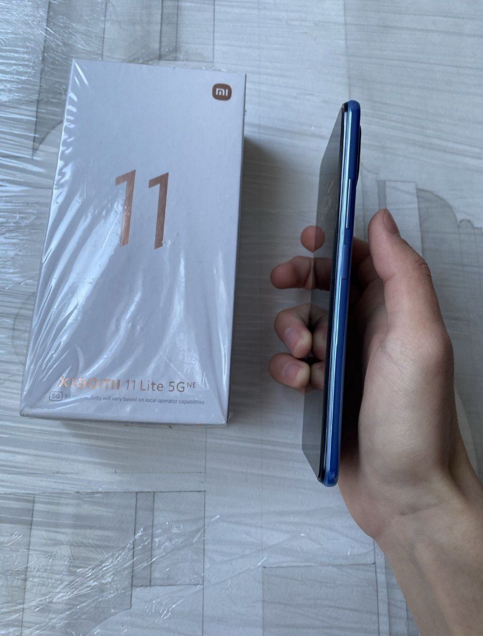 Xiaomi Mi 11 lite 5G Ne в отличном состоянии полный комплект