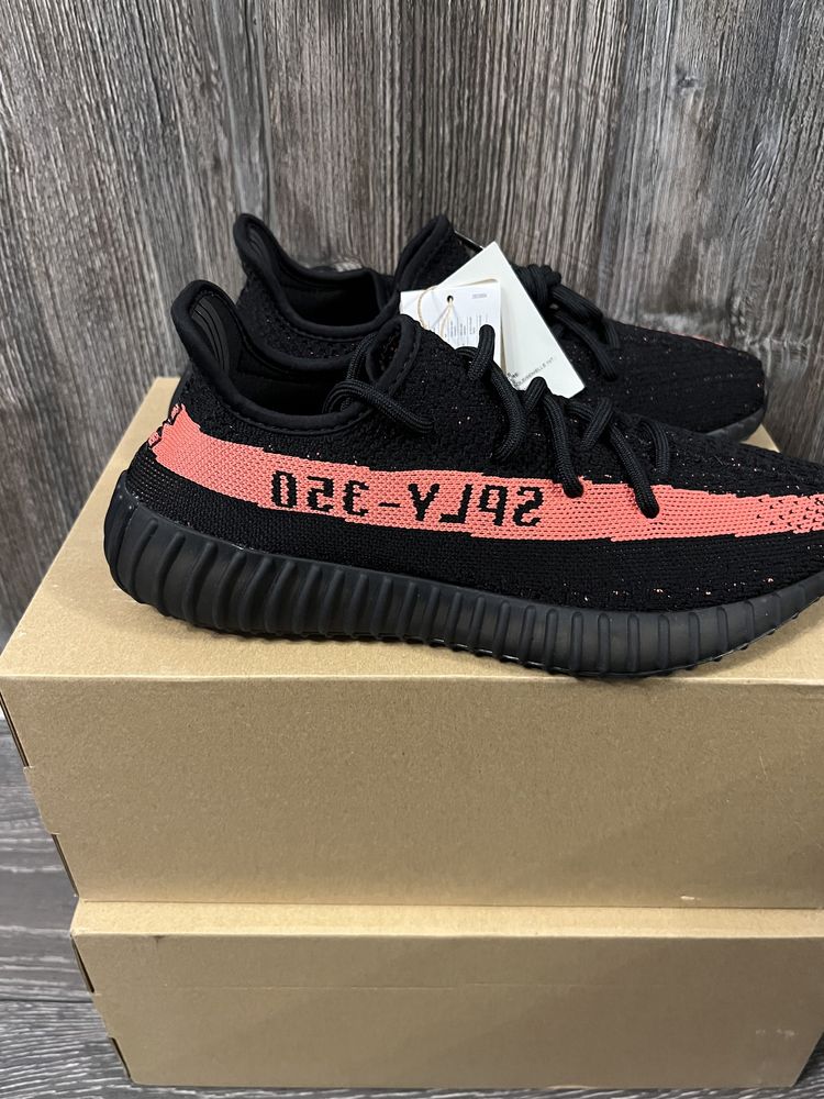 Yeezy 350 Core Black Red Stripe 40