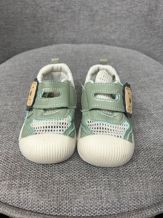 Детски обувки като нови