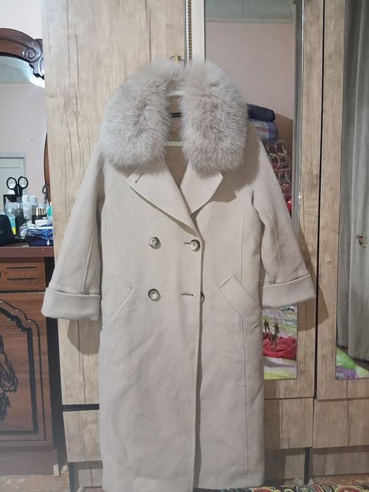 Турецкий палто размер 38 бахаси 500мин тап таза азрак кийлген