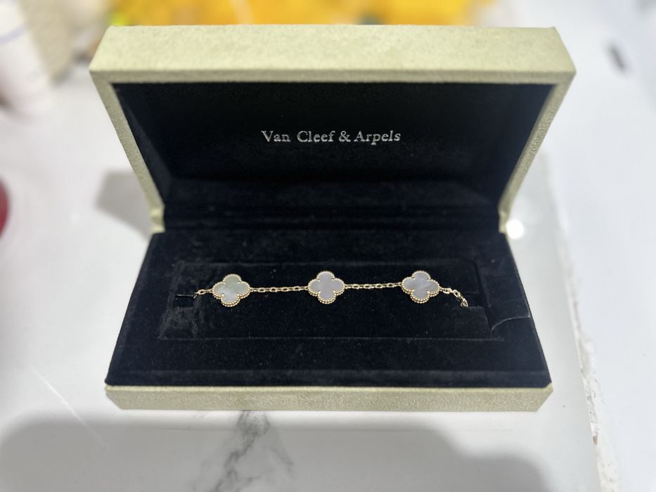 Браслет Van Cleef