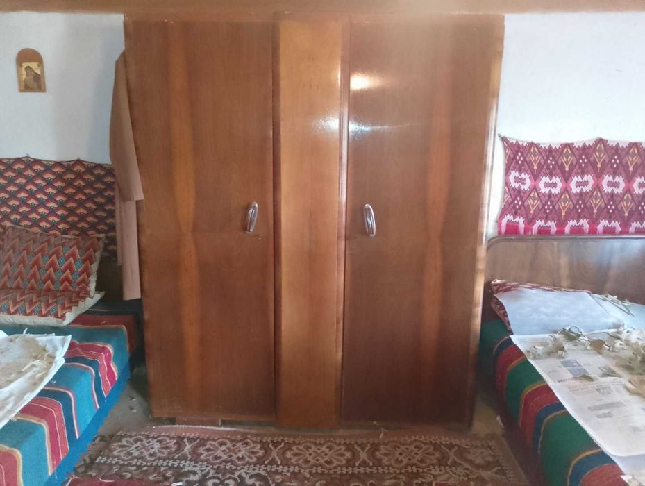 Старинни мебели - скрин,часовник,гардероб