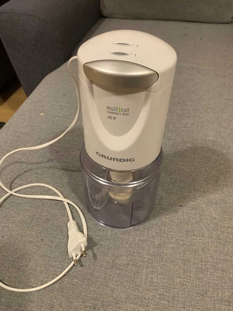 Чопър Grundig MM 5150 400W 500ml