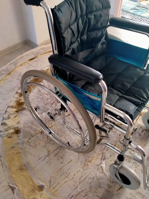 Инвалидная коляска