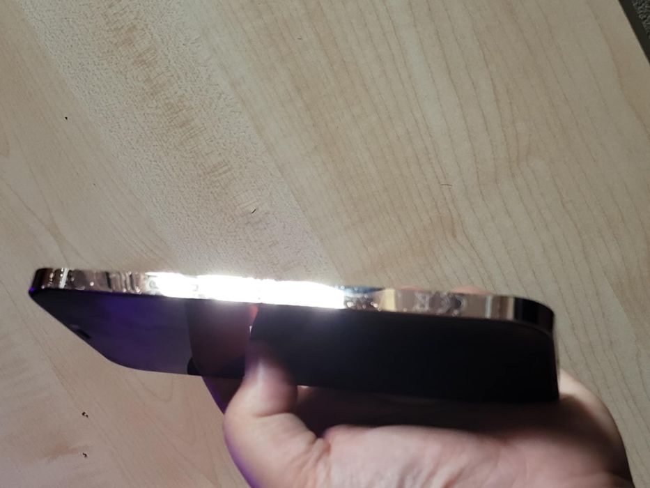 Vand iphone 12 pro max ca si nou