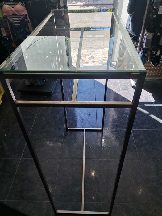 Стелаж за магазин