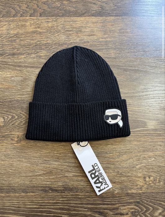 Оригинальная шапка Karl Lagerfeld, новая