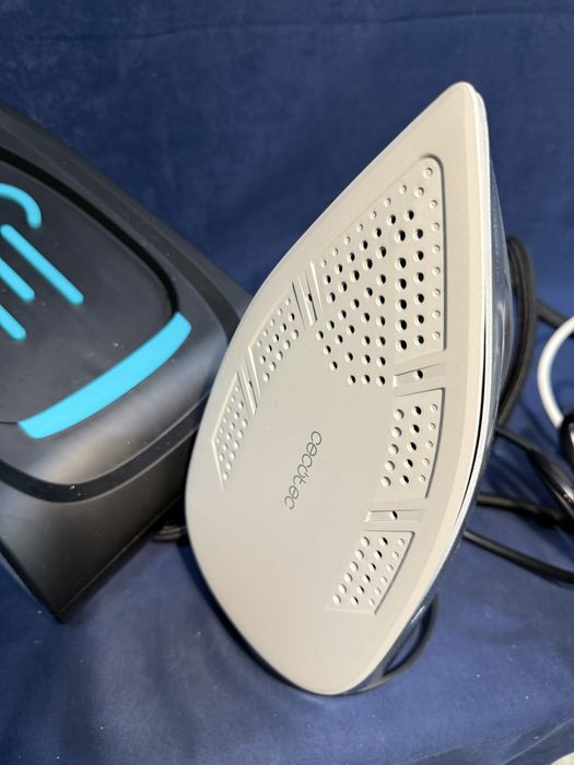 Парогенератор Cecotec IronHero 3200