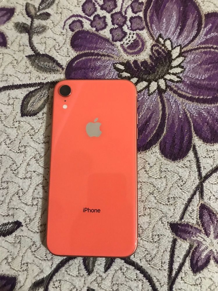 Продается Iphone Xr