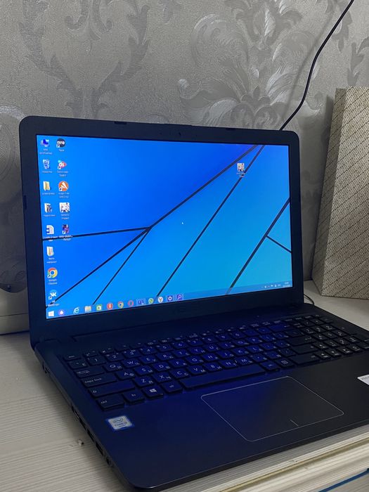 Продам ноутбук ASUS Vivobook X543UA